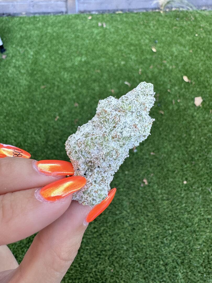Ice Pops Diamond Infused Indoor Flower