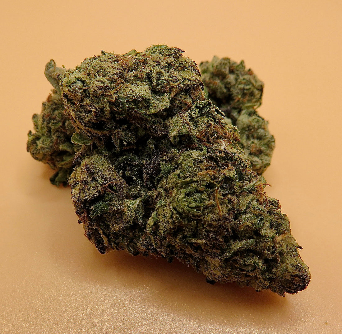 Banana Crasher Weed Strain SeaweedDelivery